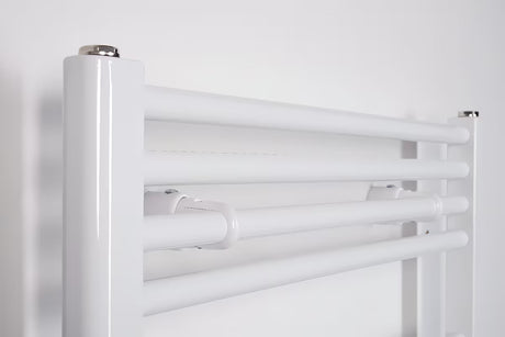 Biały kombinowany rurowy grzejnik łazienkowy Thermal Trend KD 168x45 cm odpowiedni do łazienki i przedpokoju.