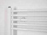Biały kombinowany rurowy grzejnik łazienkowy Thermal Trend KD 168x45 cm, odpowiedni do łazienki i przedpokoju.