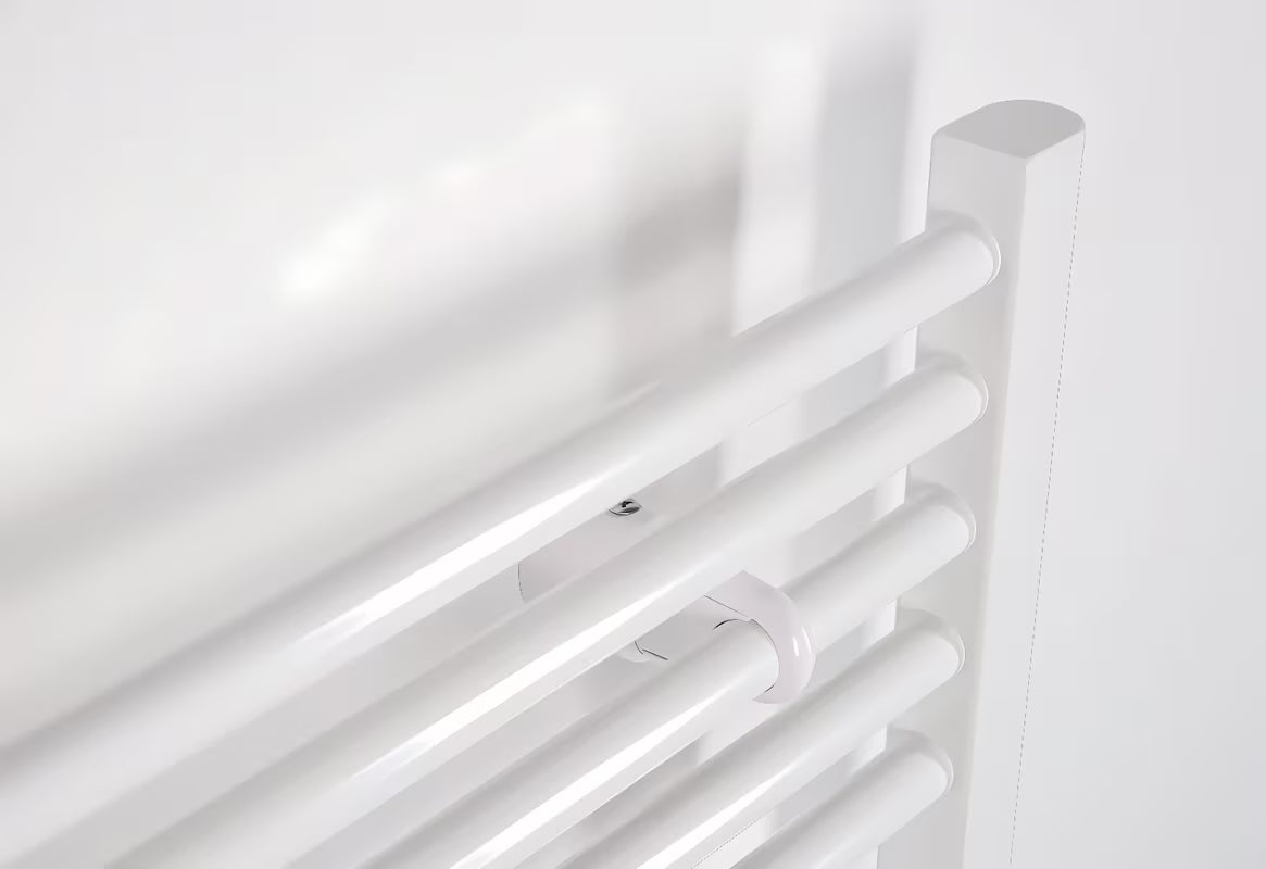 Biały kombinowany rurowy grzejnik łazienkowy Thermal Trend KD 60x132 cm, odpowiedni do łazienki