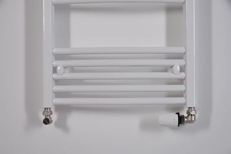 Biały kombinowany rurowy grzejnik łazienkowy Thermal Trend KDO 132x75 cm pro do łazienki lub przedpokoju.