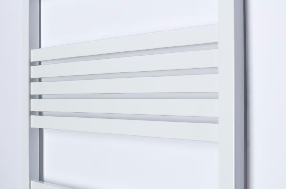 Biały elektryczny grzejnik łazienkowy Thermal Trend Kh Economy 60x180 cm z termostatem KTX i wyświetlaczem LCD