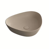 Ceramiczna umywalka nablatowa  Vitra Nuo 46,5 x 39,5 cm w kolorze clay beige bez otworu na baterię.