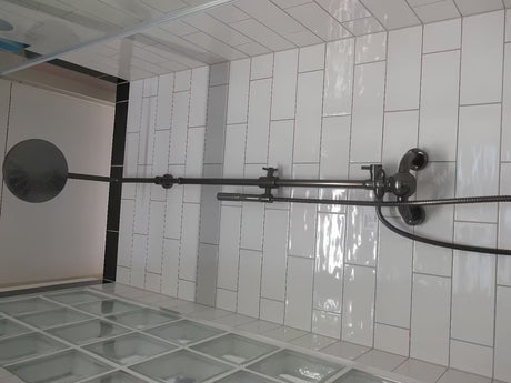 System prysznicowy WF Industrial w wykończeniu olejowany brąz z deszczownicą 20 cm