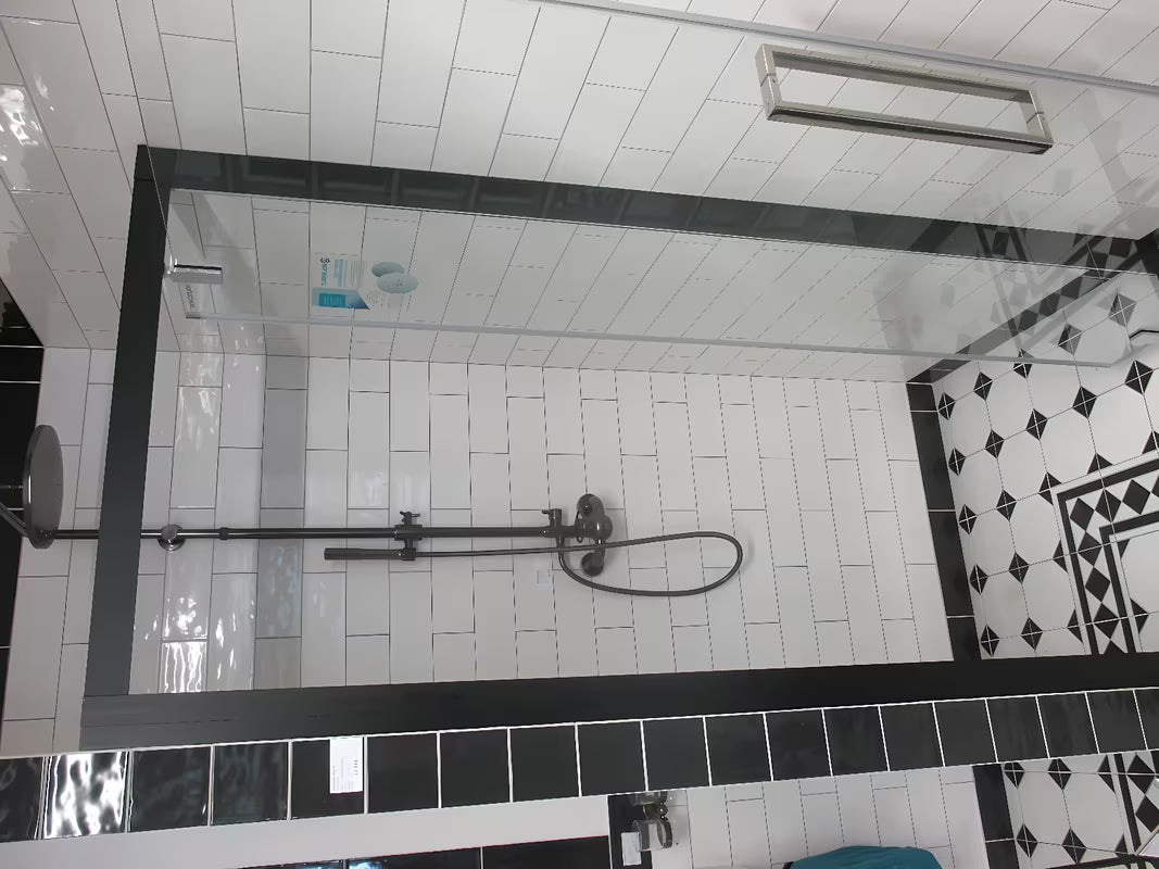 System prysznicowy WF Industrial w wykończeniu olejowany brąz z deszczownicą 20 cm